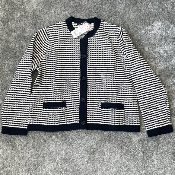 NWT Uniqlo Women's Knitted Short Stripped Cardigan - Black / White - Size XL - Picture 3 of 4